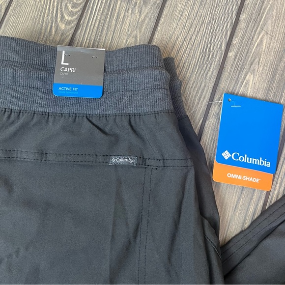 NEW Columbia Women's Grey Capri Pants - Picture 2 of 16